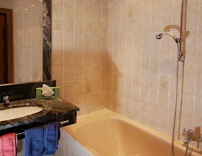 Waldhof Gospodarstwo agroturystyczne *