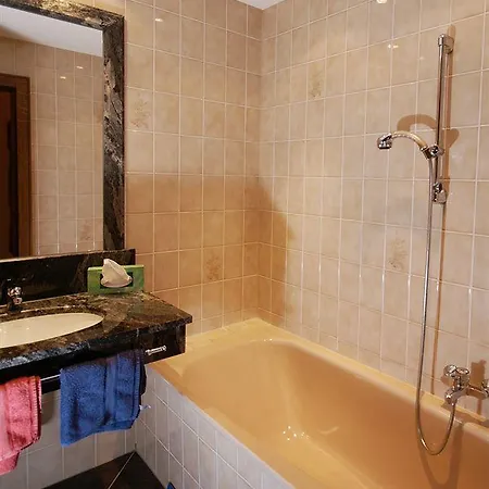 Waldhof Çiftlik konaklama *